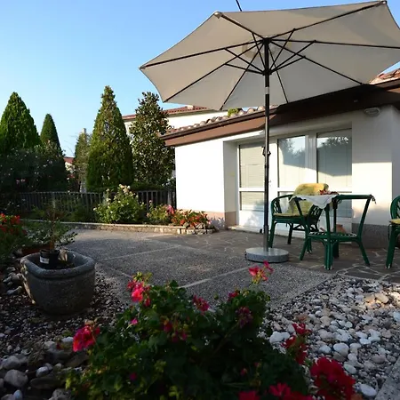 Apartma Na Trati Izola Exterior photo
