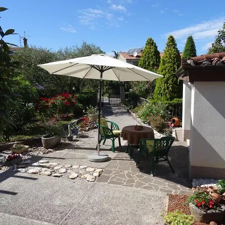 Apartma Na Trati Izola Exterior photo