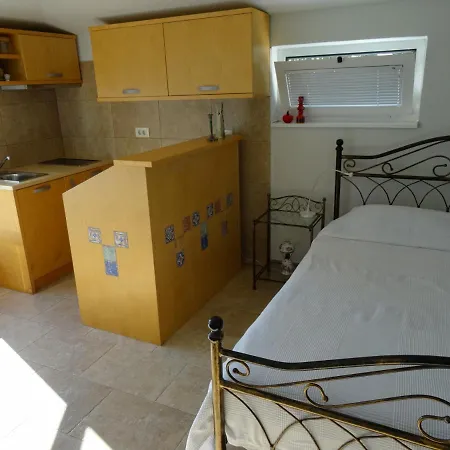 Apartma Na Trati Izola Exterior photo