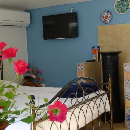 Apartma Na Trati Izola Exterior photo
